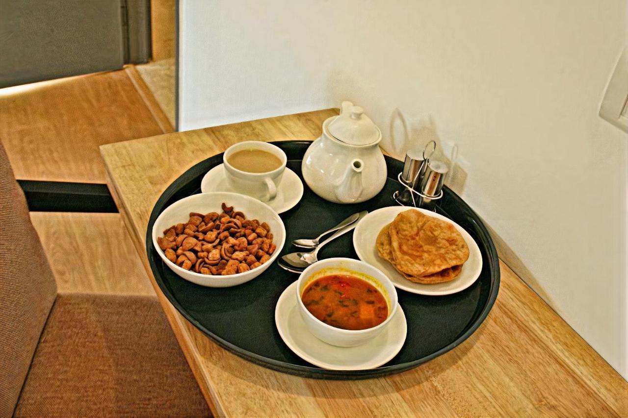Hotel Sahu Near Kashi Vishwanath Temple Gate Varanasi