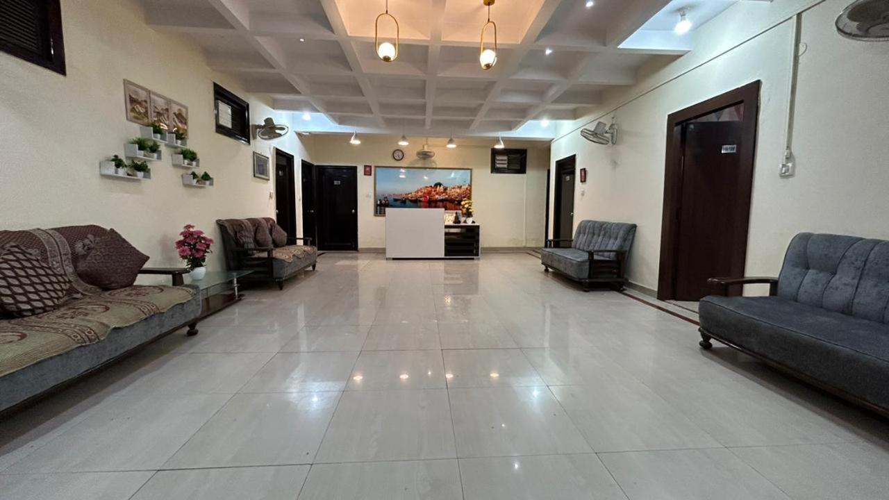 Sahu Near Kashi Vishwanath Temple Gate Hotel Varanasi